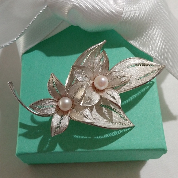 Vintage Sterling Silver + Cultured Pearls Floral Brooch